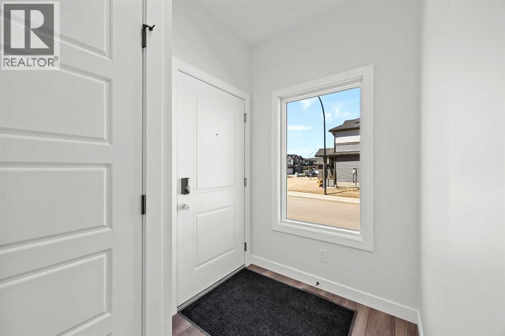 215 Sora Terrace SE photo 3