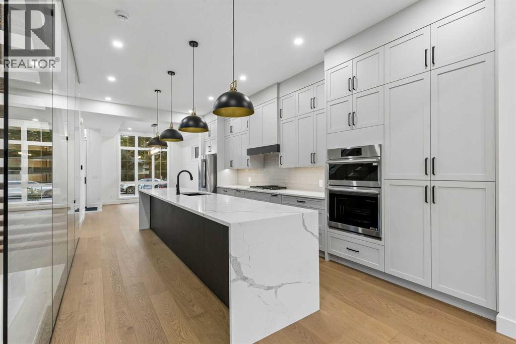 1810 19 Avenue NW photo 11