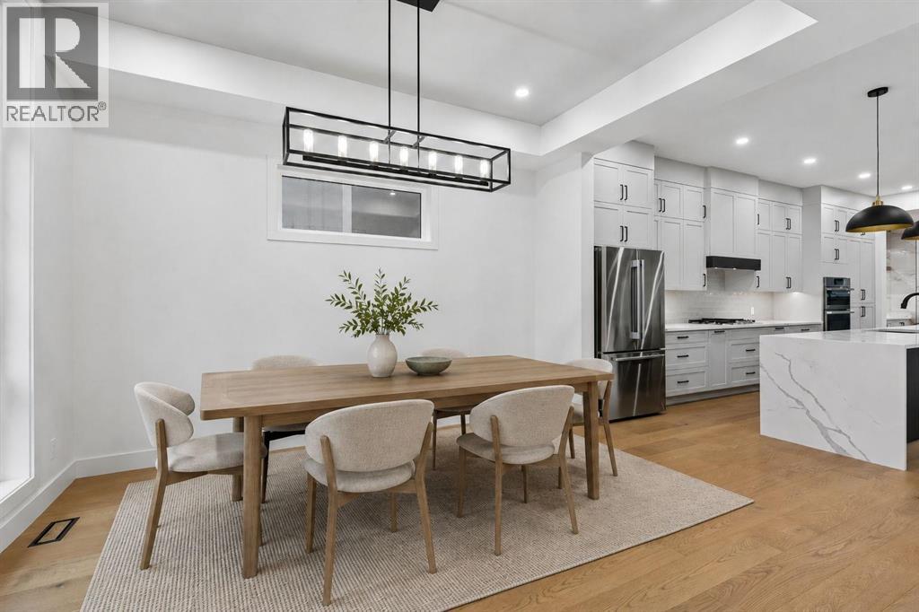 1810 19 Avenue NW photo 3