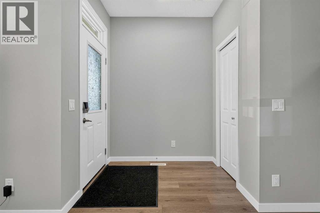 97 Legacy Glen Place SE photo 3