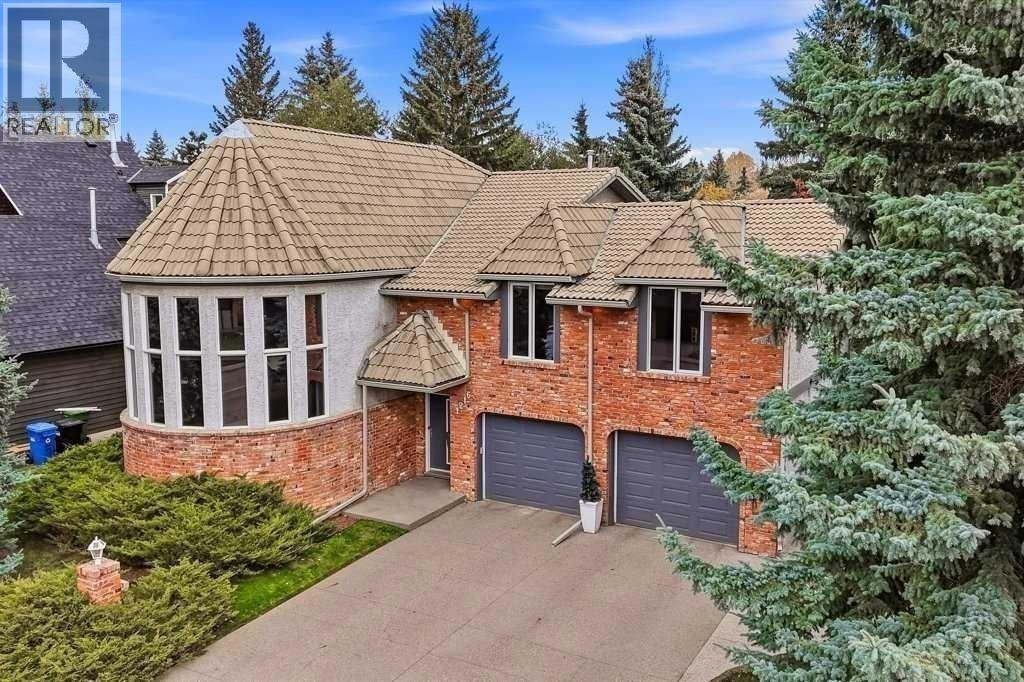 1216 Varsity Estates Drive NW photo 3